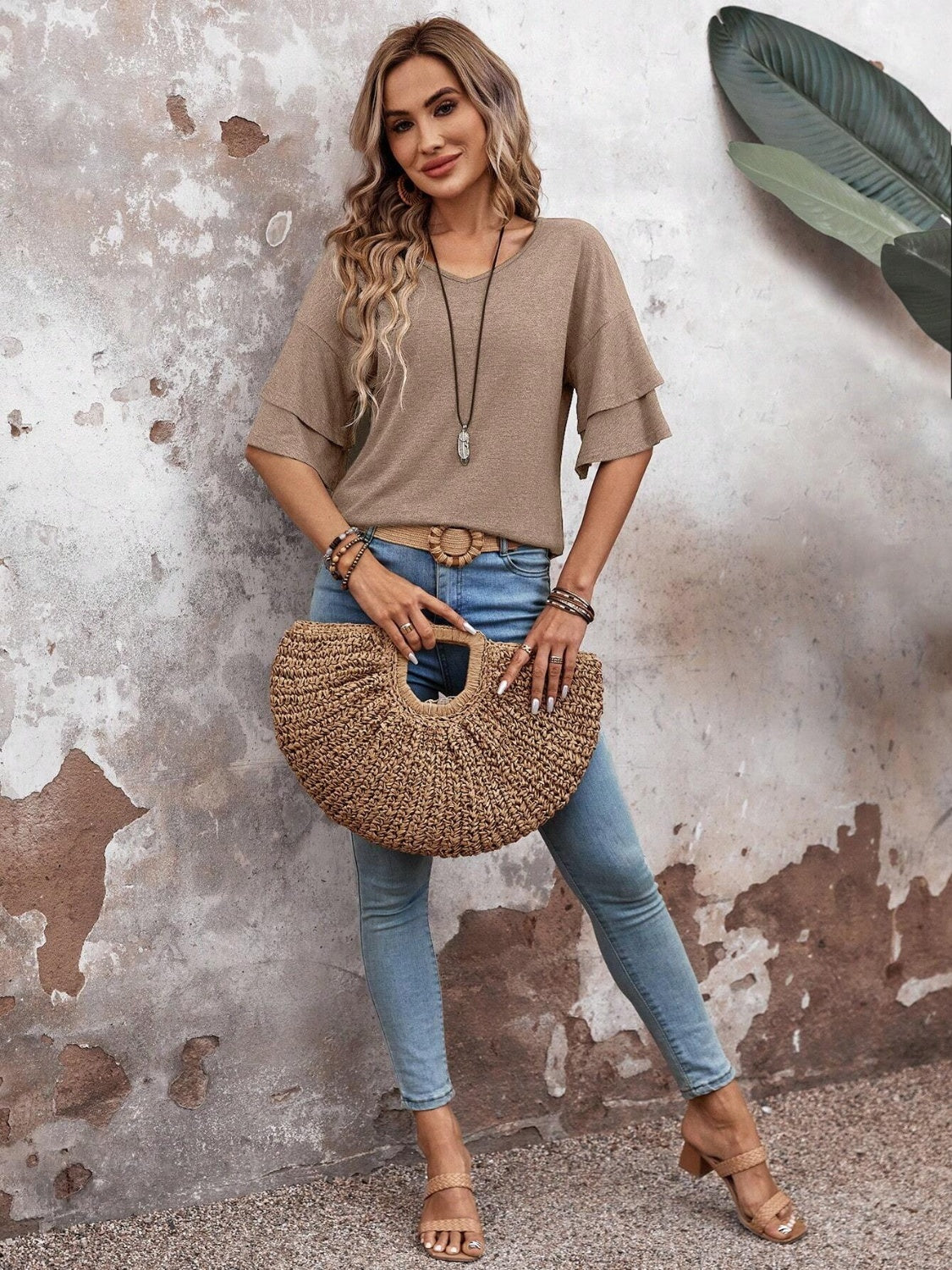 Damen - Bluse - Weicher Stoff - V-Ausschnitt und halben Ärmeln für stilvolle Looks - Trendiges Top