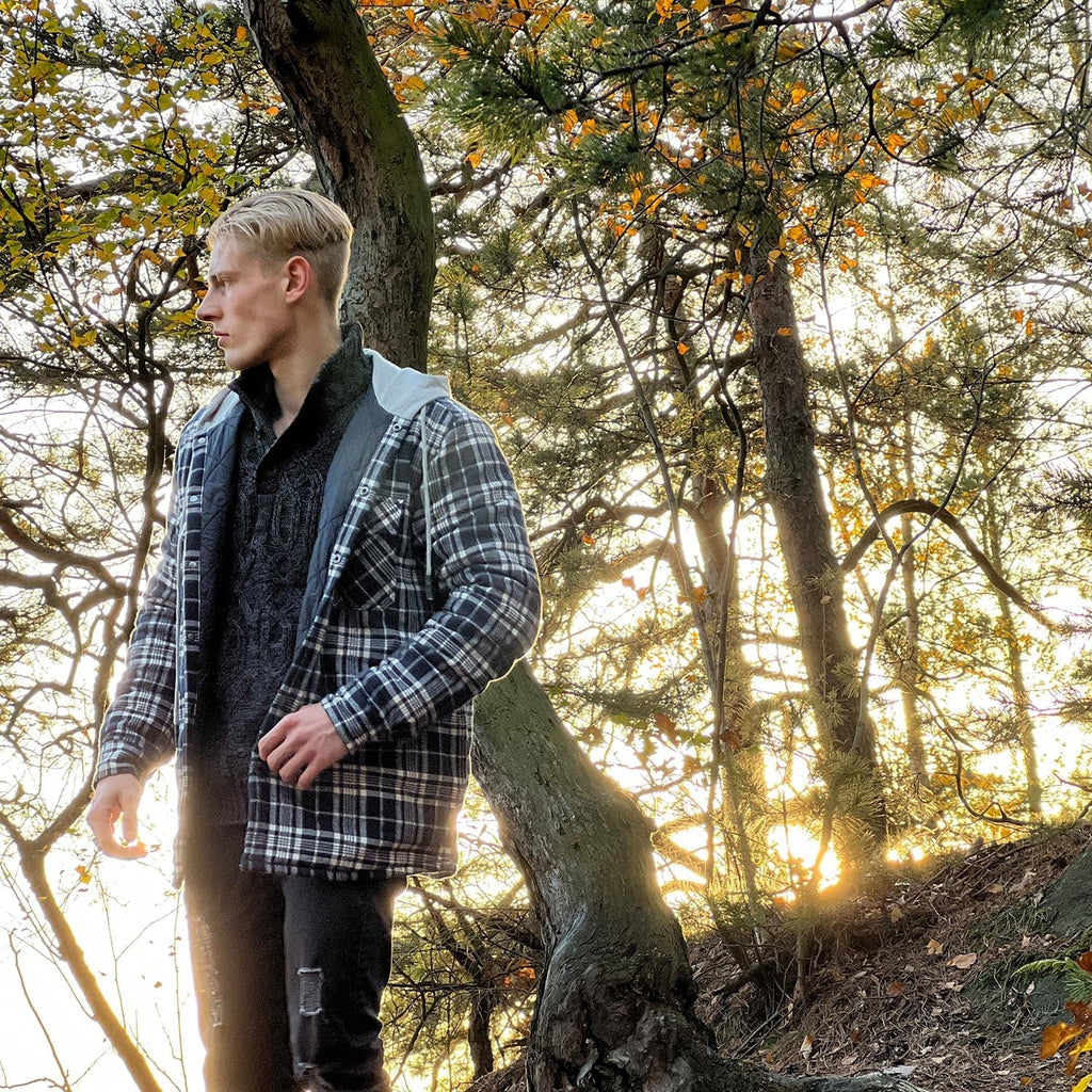 Herren - Gesteppte Flanelljacke mit Kapuze - Baumwolle - Warmes Design für Casual Outerwear