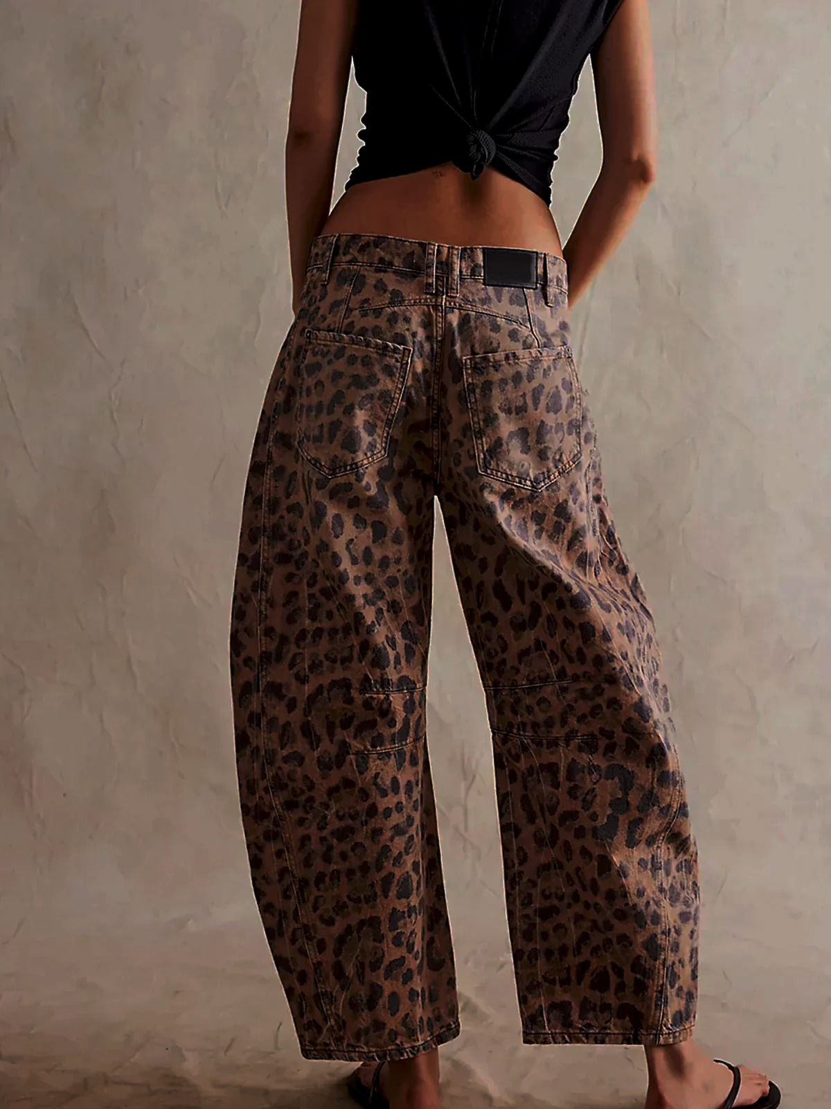 Damen - Barrel Jeans - Leopardenmuster - Trendiger Casual-Look für jeden Tag