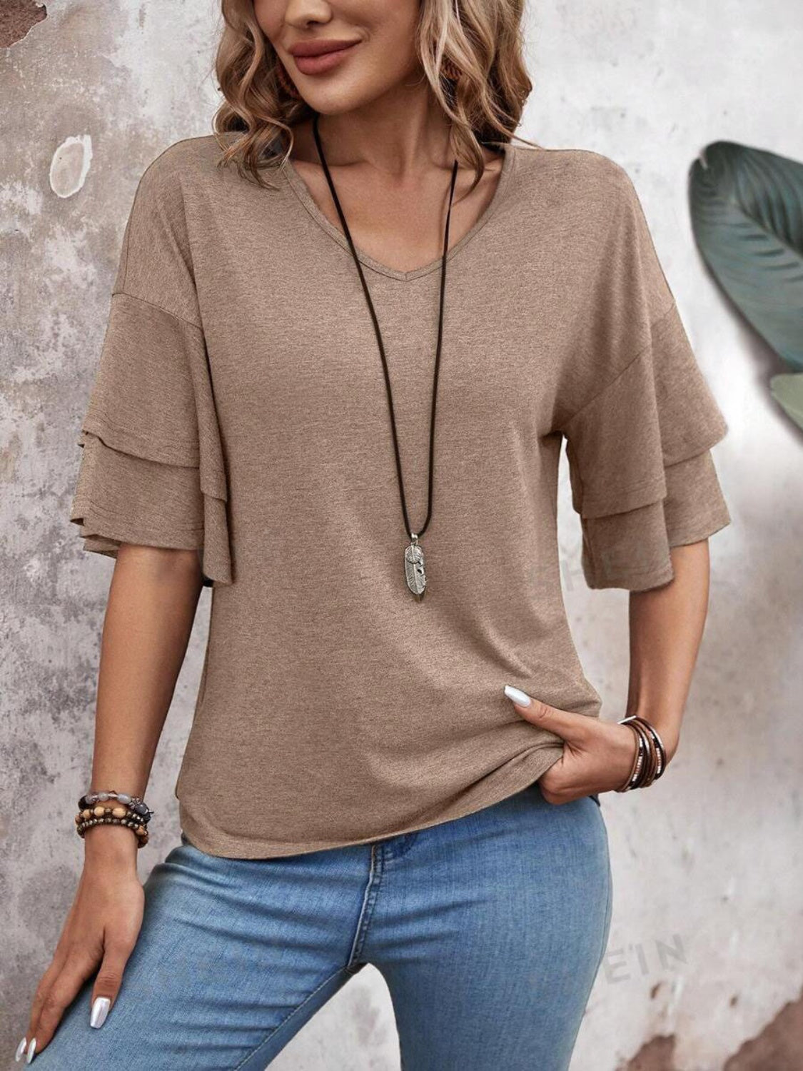 Damen - Bluse - Weicher Stoff - V-Ausschnitt und halben Ärmeln für stilvolle Looks - Trendiges Top