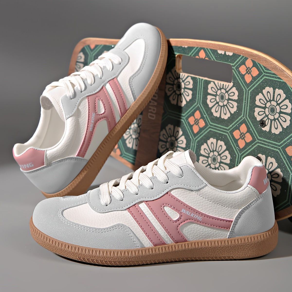Damen - Bequeme Turnschuhe - Atmungsaktives Material - Stylische und unterstützende Sneakers für jeden Anlass