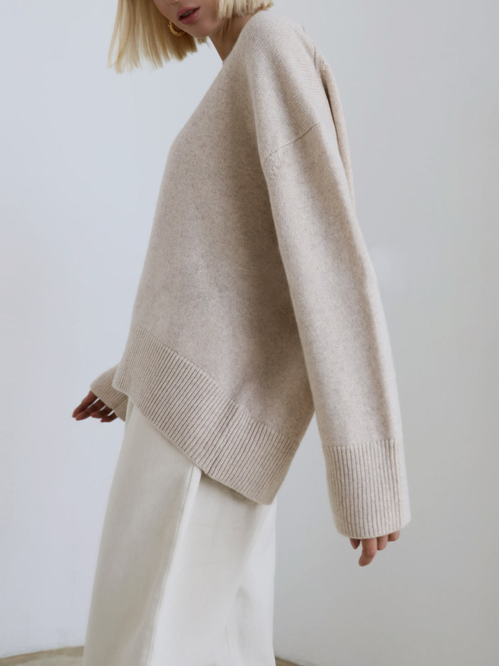 Damen - Zuckerwatte Übergroß Pullover - Gemütlicher Strick - Stylische Freizeitmode für jeden Tag