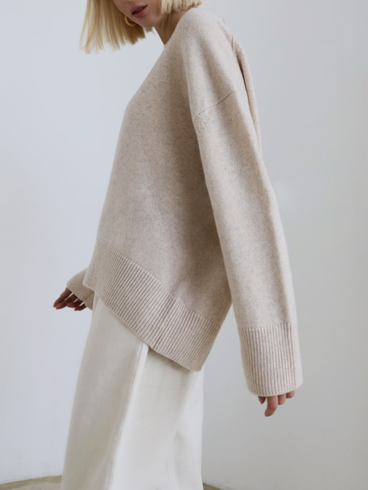Damen - Zuckerwatte Übergroß Pullover - Gemütlicher Strick - Stylische Freizeitmode für jeden Tag