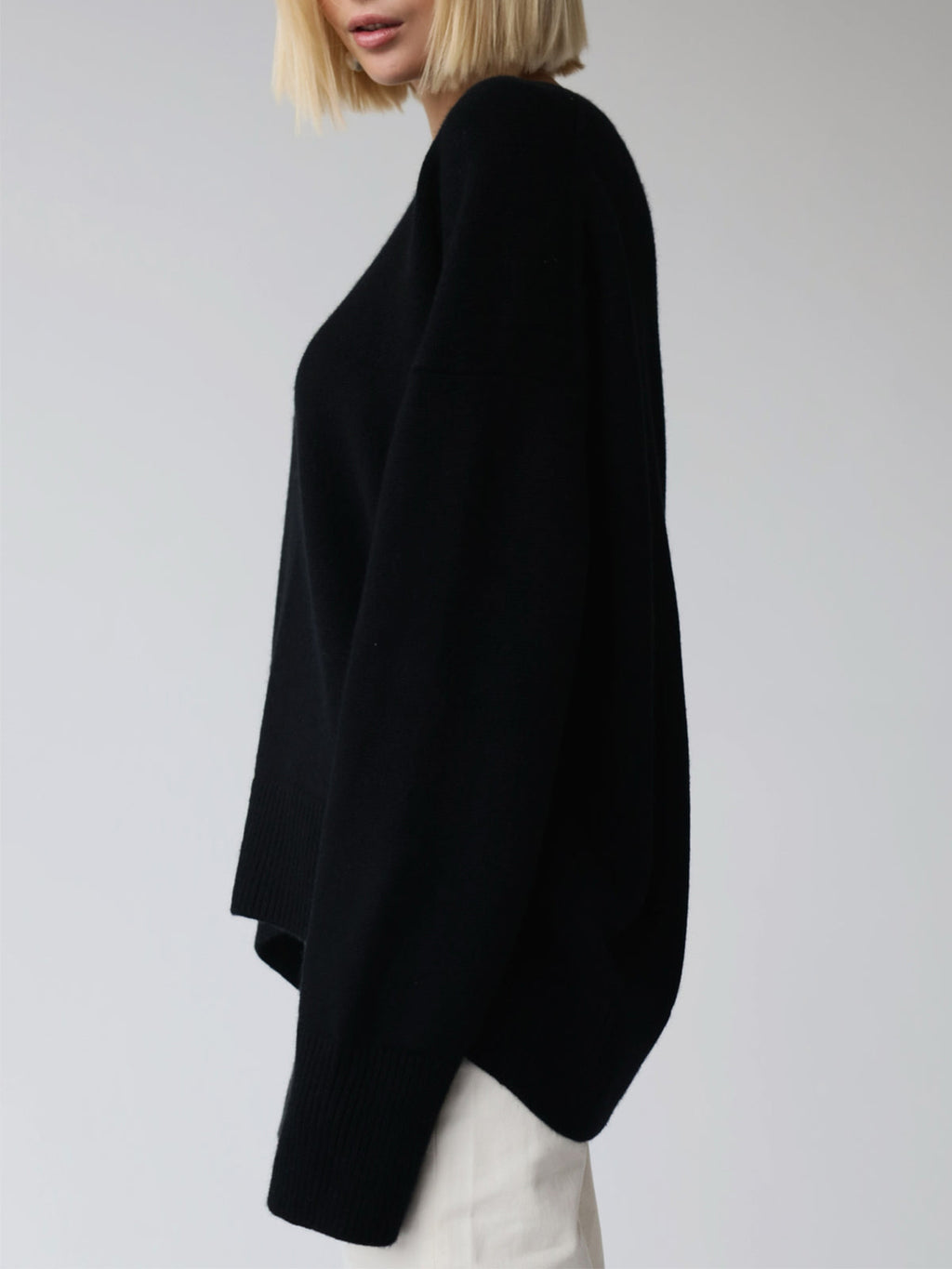 Damen - Zuckerwatte Übergroß Pullover - Gemütlicher Strick - Stylische Freizeitmode für jeden Tag