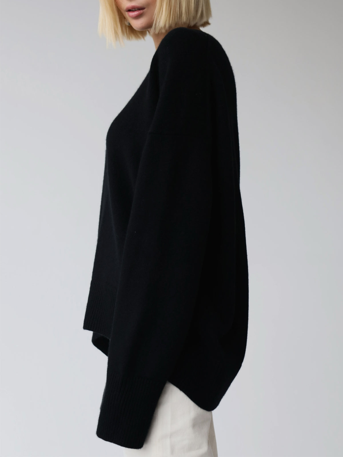 Damen - Zuckerwatte Übergroß Pullover - Gemütlicher Strick - Stylische Freizeitmode für jeden Tag
