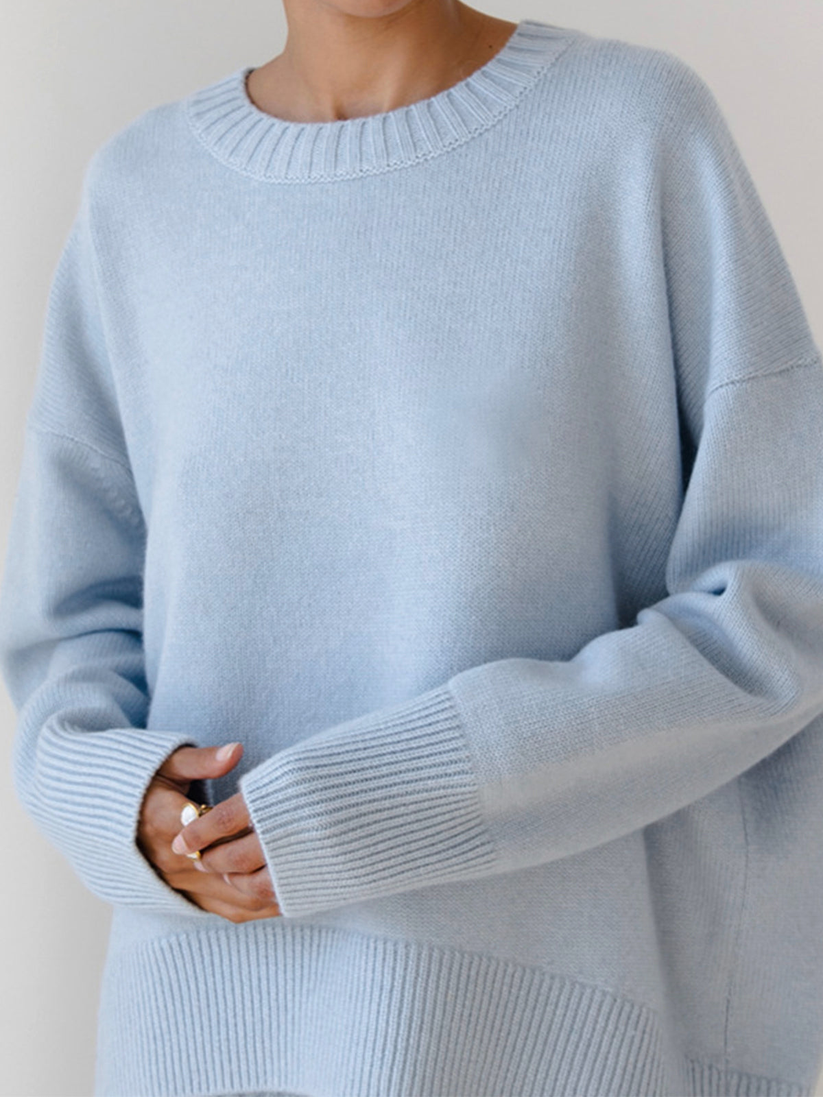 Damen - Zuckerwatte Übergroß Pullover - Gemütlicher Strick - Stylische Freizeitmode für jeden Tag