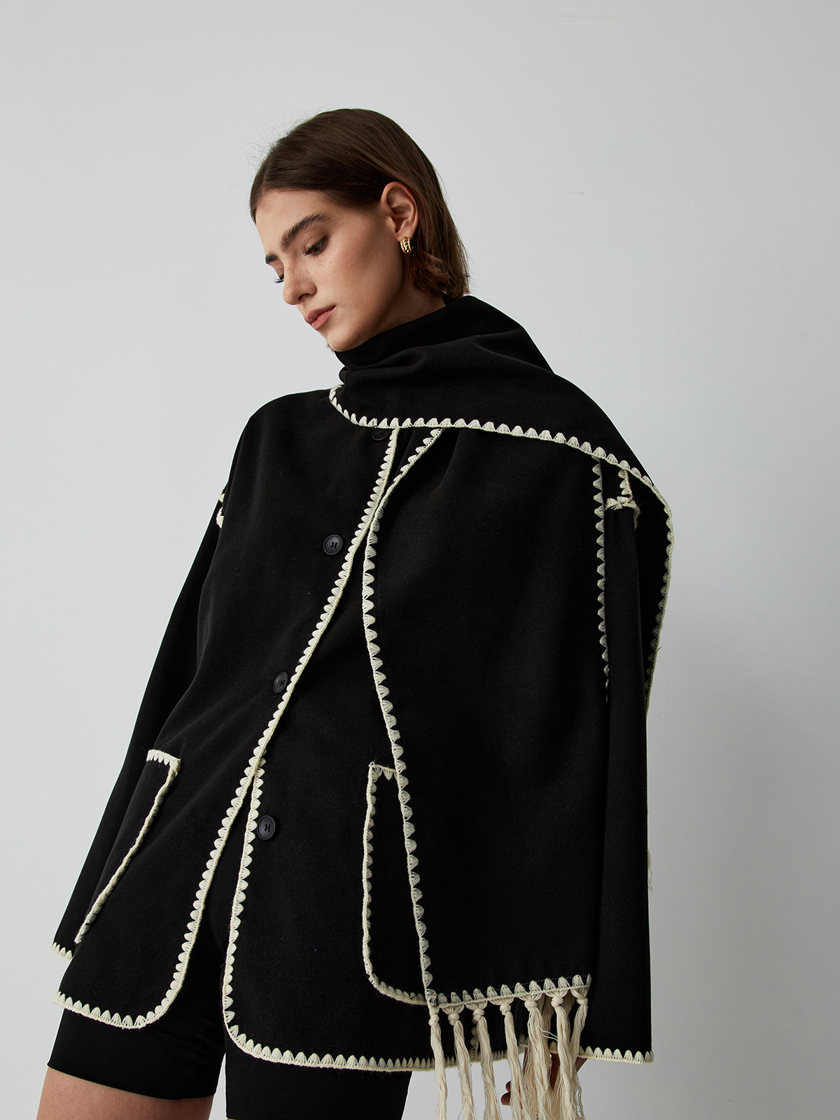 Damen - Jacke - Kontrastbesatz und Schal - Stilvolles, vielseitiges Outfit für jede Gelegenheit