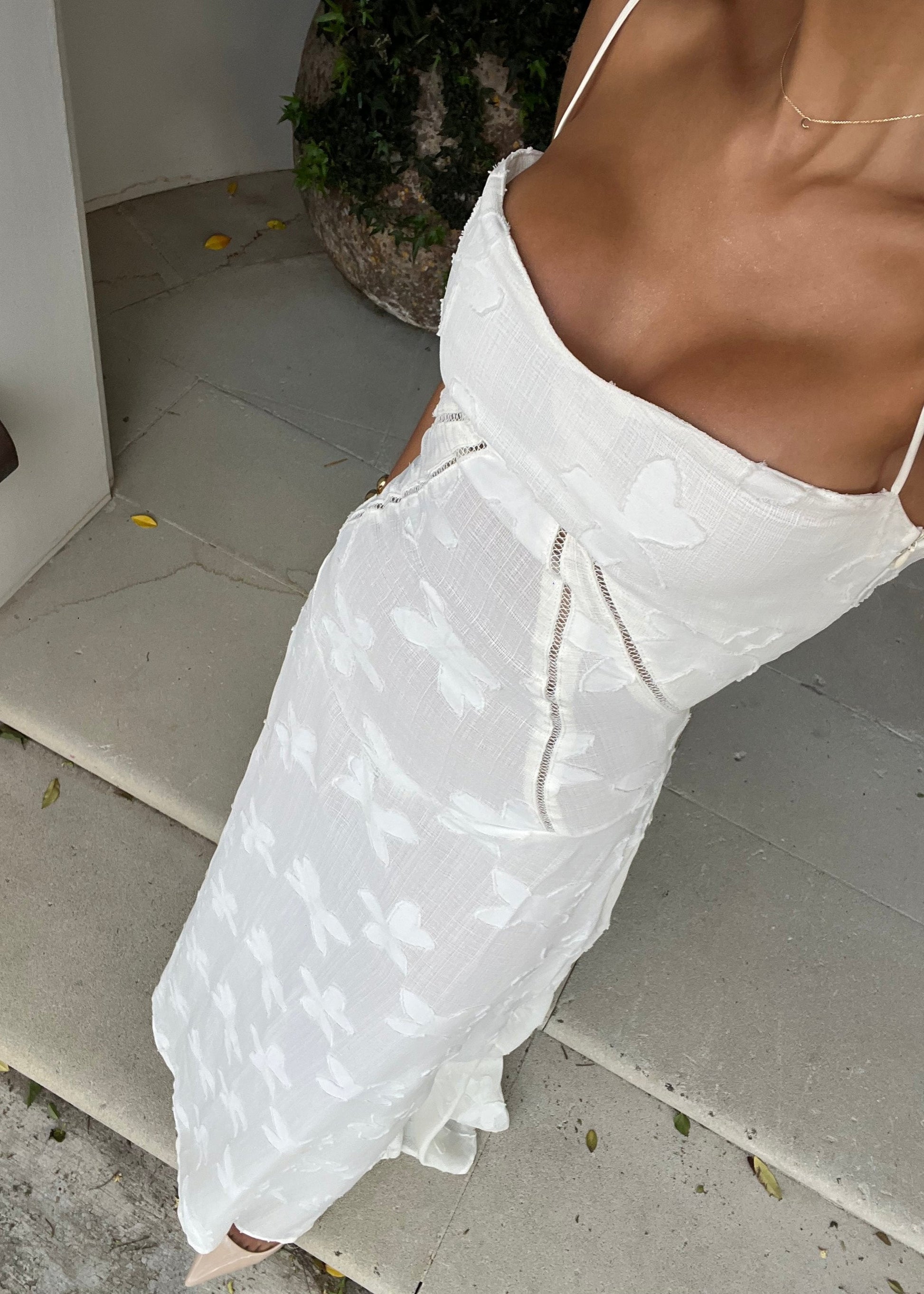 Damen - Elegantes cremefarbenes Kleid - Stilvoll & vielseitig - Perfekt für jeden Anlass