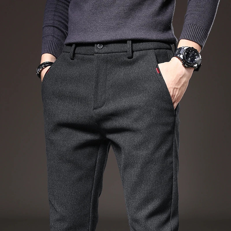 Herren - Schmal Geschnittenen Hose - Bequemes Stretch-Material - Stilvolle Alltagskleidung für jeden Anlass