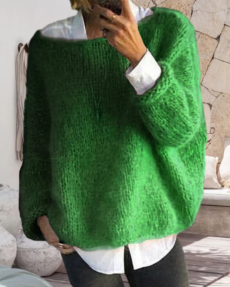 Danique Mell | Schlichter, schulterfreier, flauschiger Pullover