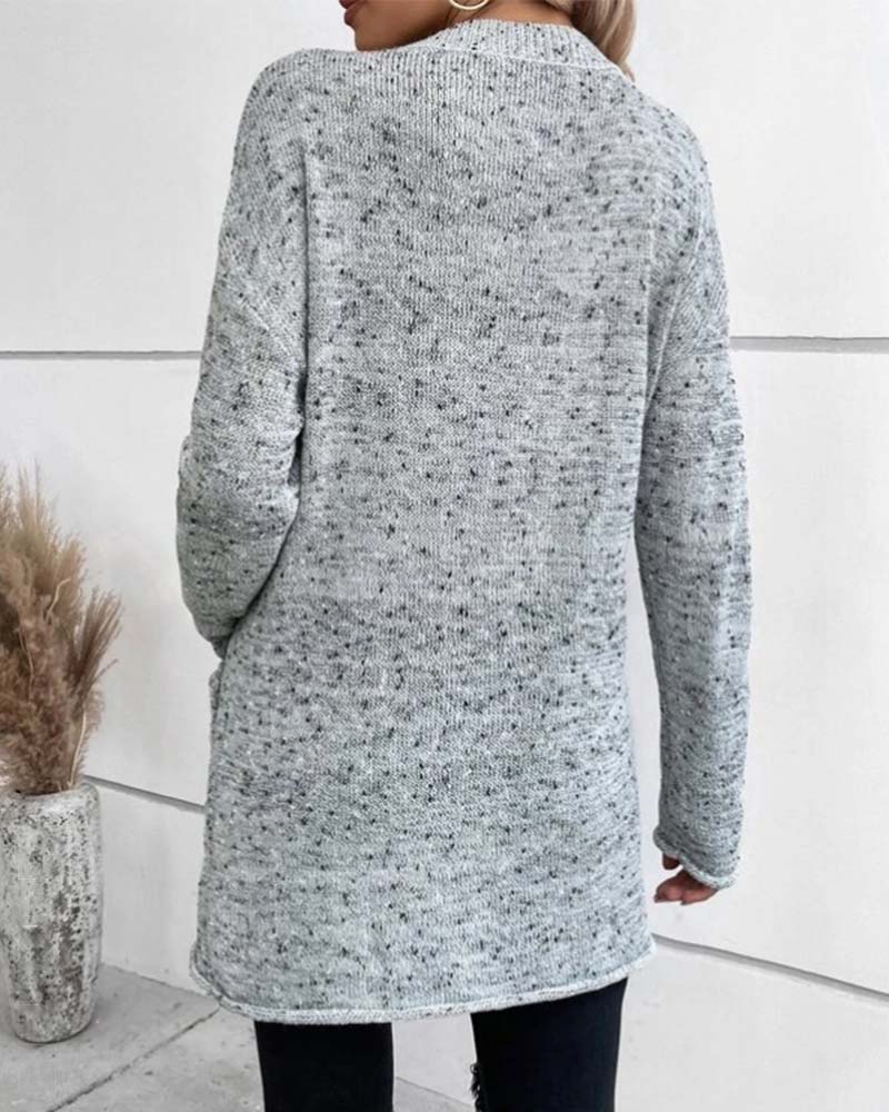 Deqa | Langer Pullover mit Taschen und V-Ausschnitt