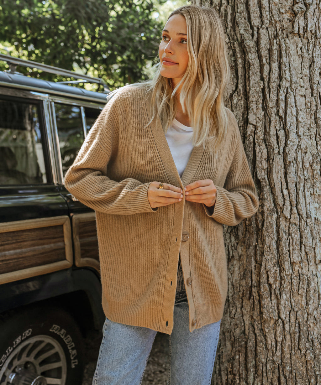 Damen - Elegante Strickjacke - Kaschmir - Weichheit & Stil - Komfort für jeden Anlass