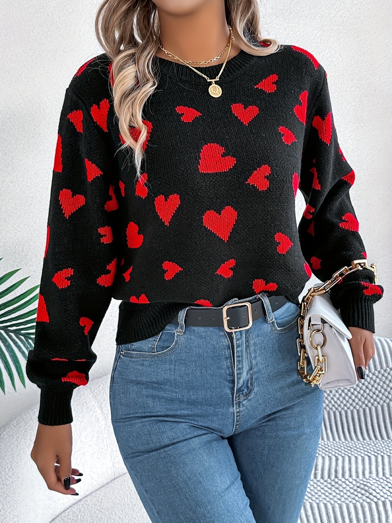 Elin | Eleganter Damen-Pullover mit Rundhalsausschnitt und Herzmuster