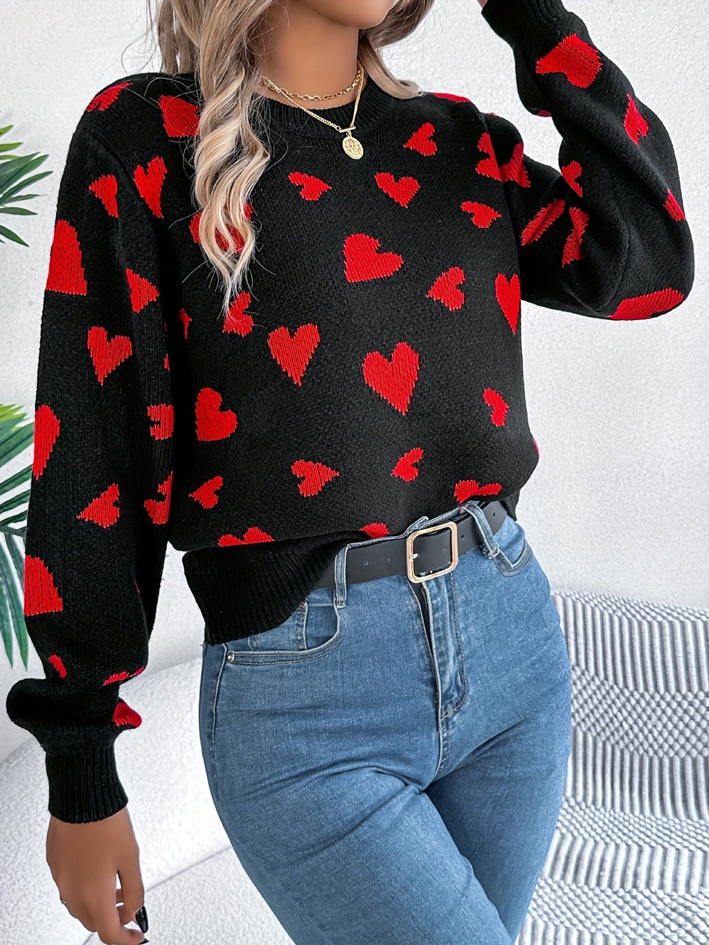 Elin | Eleganter Damen-Pullover mit Rundhalsausschnitt und Herzmuster