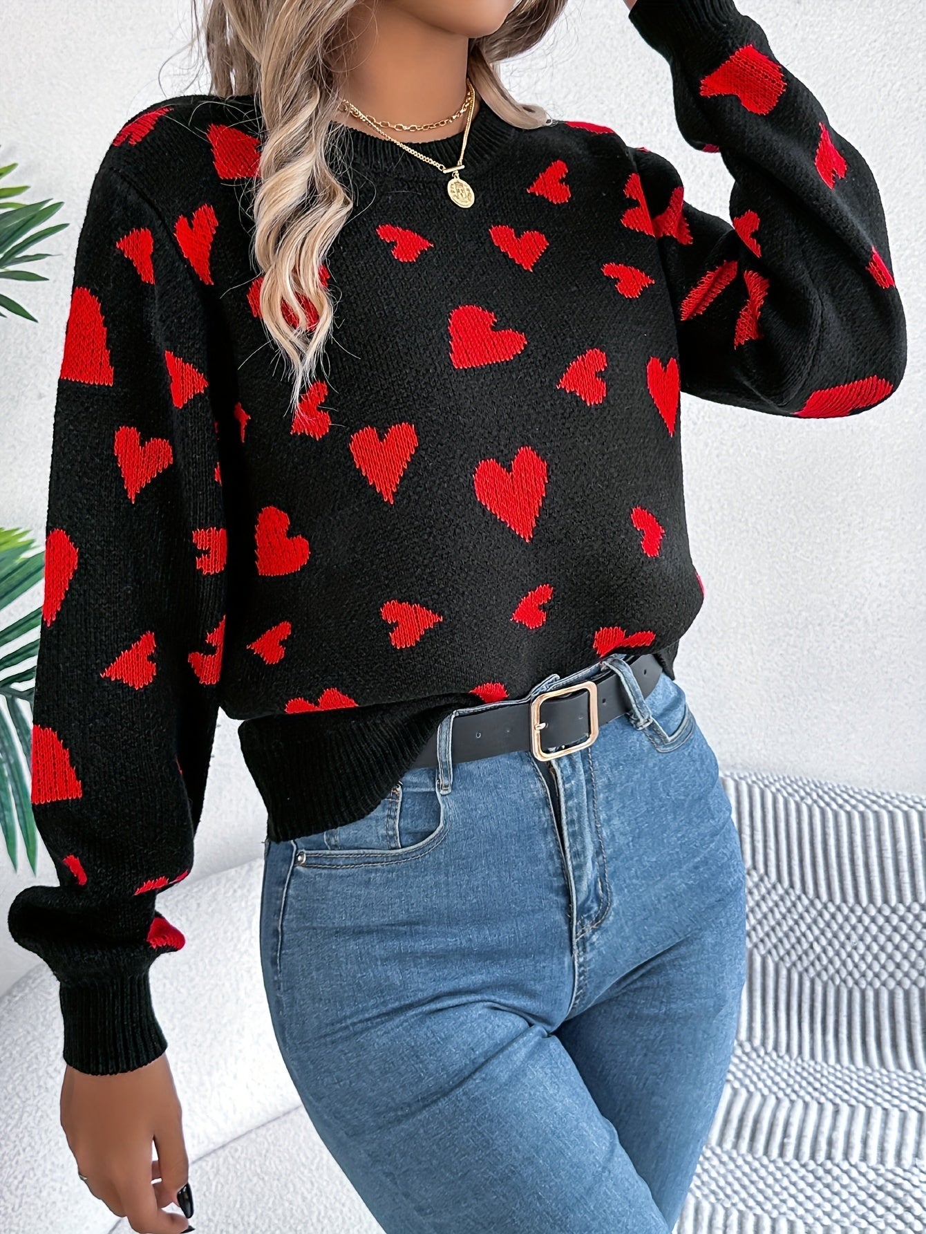 Elin | Eleganter Damen-Pullover mit Rundhalsausschnitt und Herzmuster