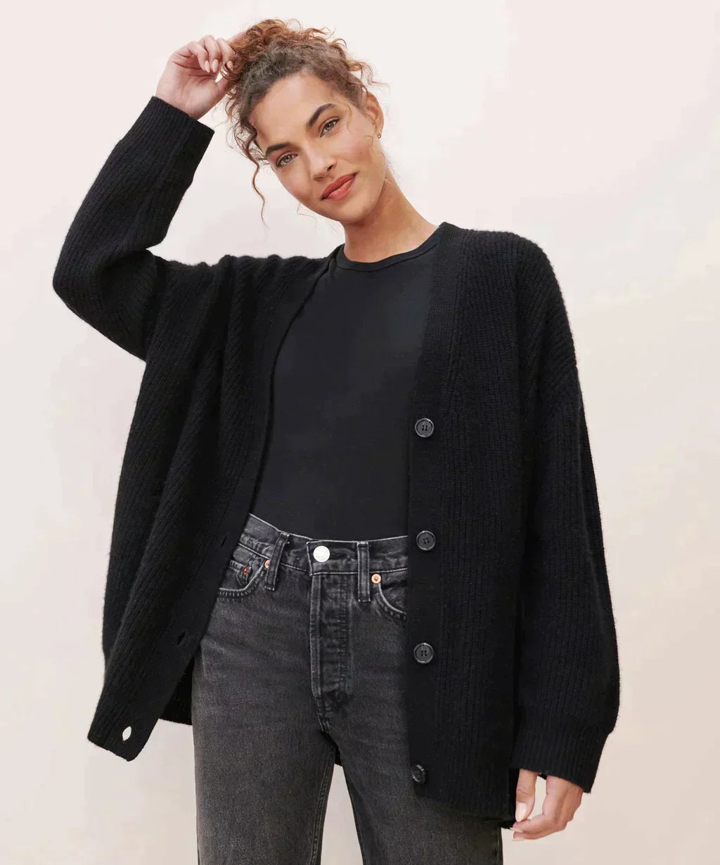 Damen - Elegante Strickjacke - Kaschmir - Weichheit & Stil - Komfort für jeden Anlass