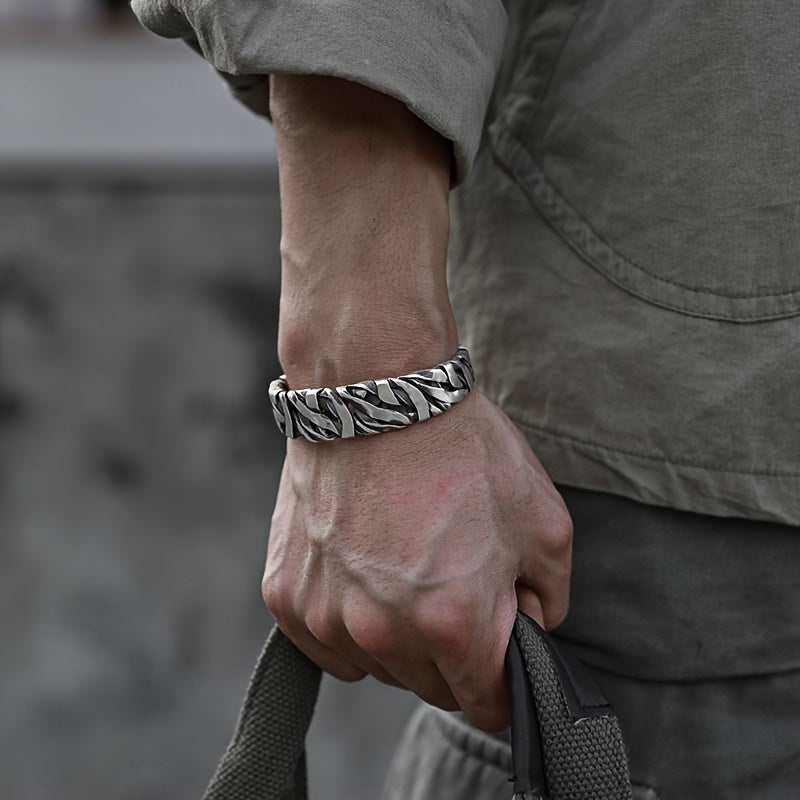 Herrenarmband | Geflochtenes Design | Retro Nischenlook | Zinklegierung mit offenem Verschluss
