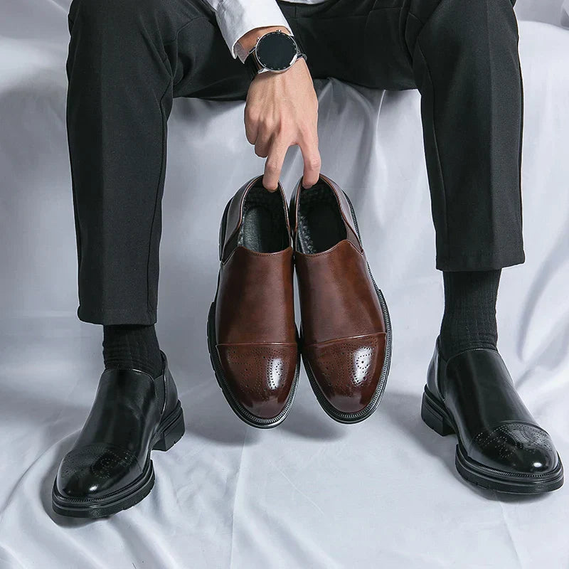 Klassische Slip-On-Schuhe aus echtem Leder für Männer mit elegantem Finish | Quinn