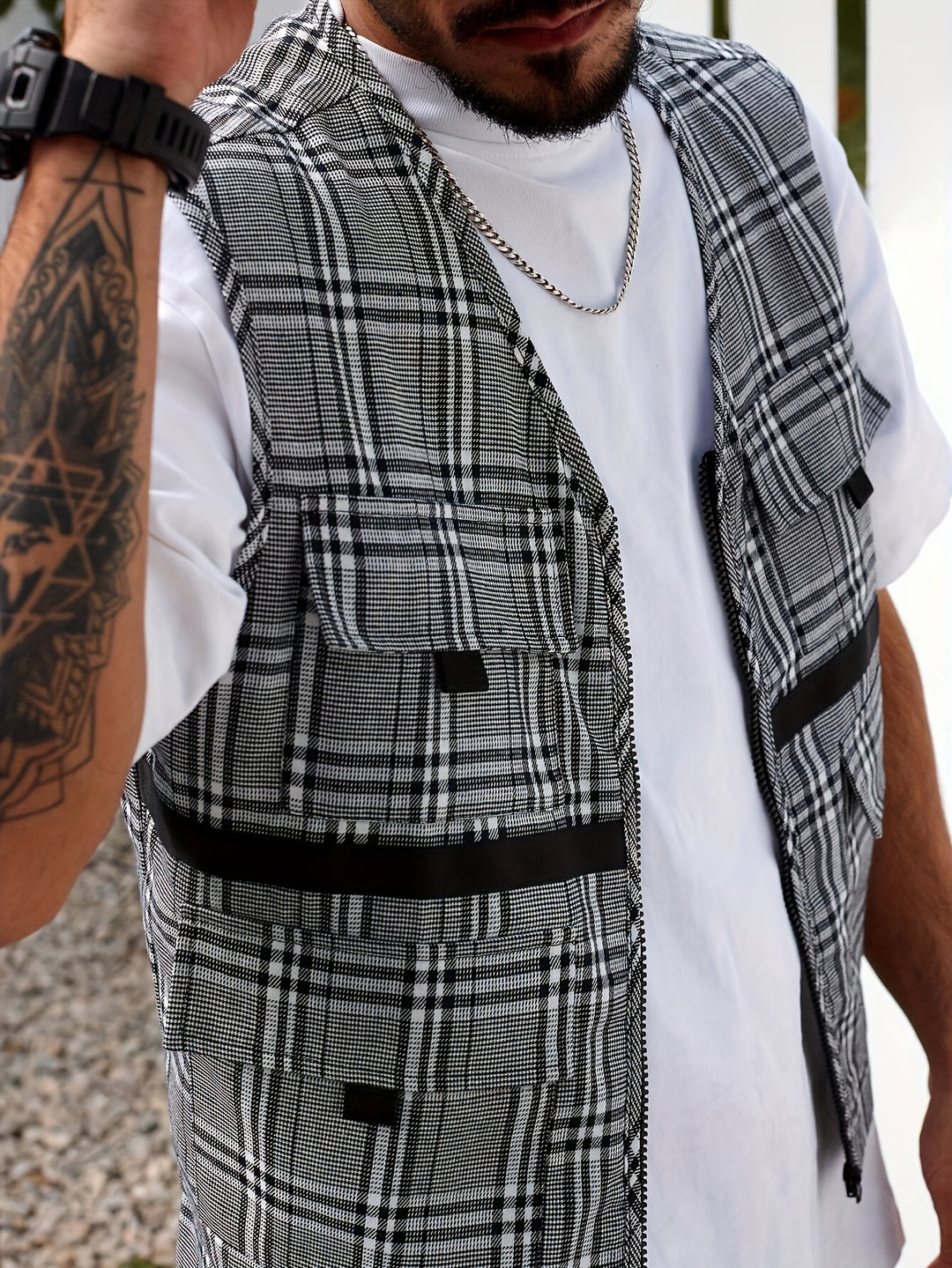 Herrenset | Lässige karierte Weste & Shorts | Atmungsaktives Polyester | Sommermode mit Taschen