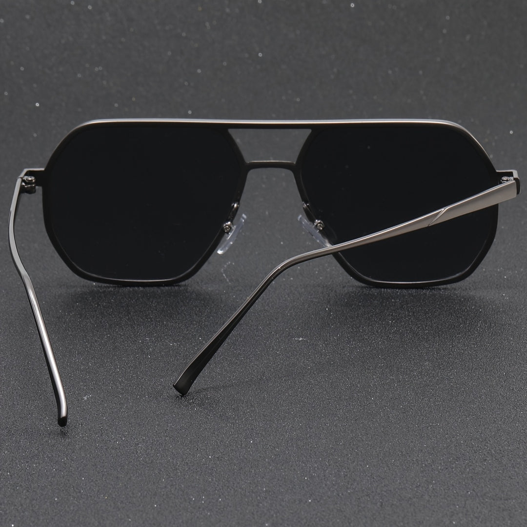 Metallbrille für Männer mit einzigartigem Design für Freizeit- und Geschäftskleidung | Jay