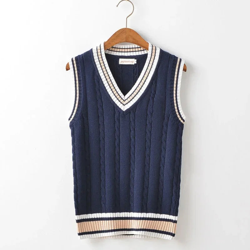 Bequemer und stilvoller ärmelloser Herren-Pullover mit V-Ausschnitt und klassischer Eleganz | Sem