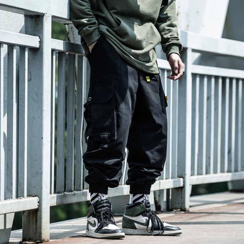 Vielseitige und einzigartige Tactical Cargo Hose mit mehreren Taschen für Männer | Jesse