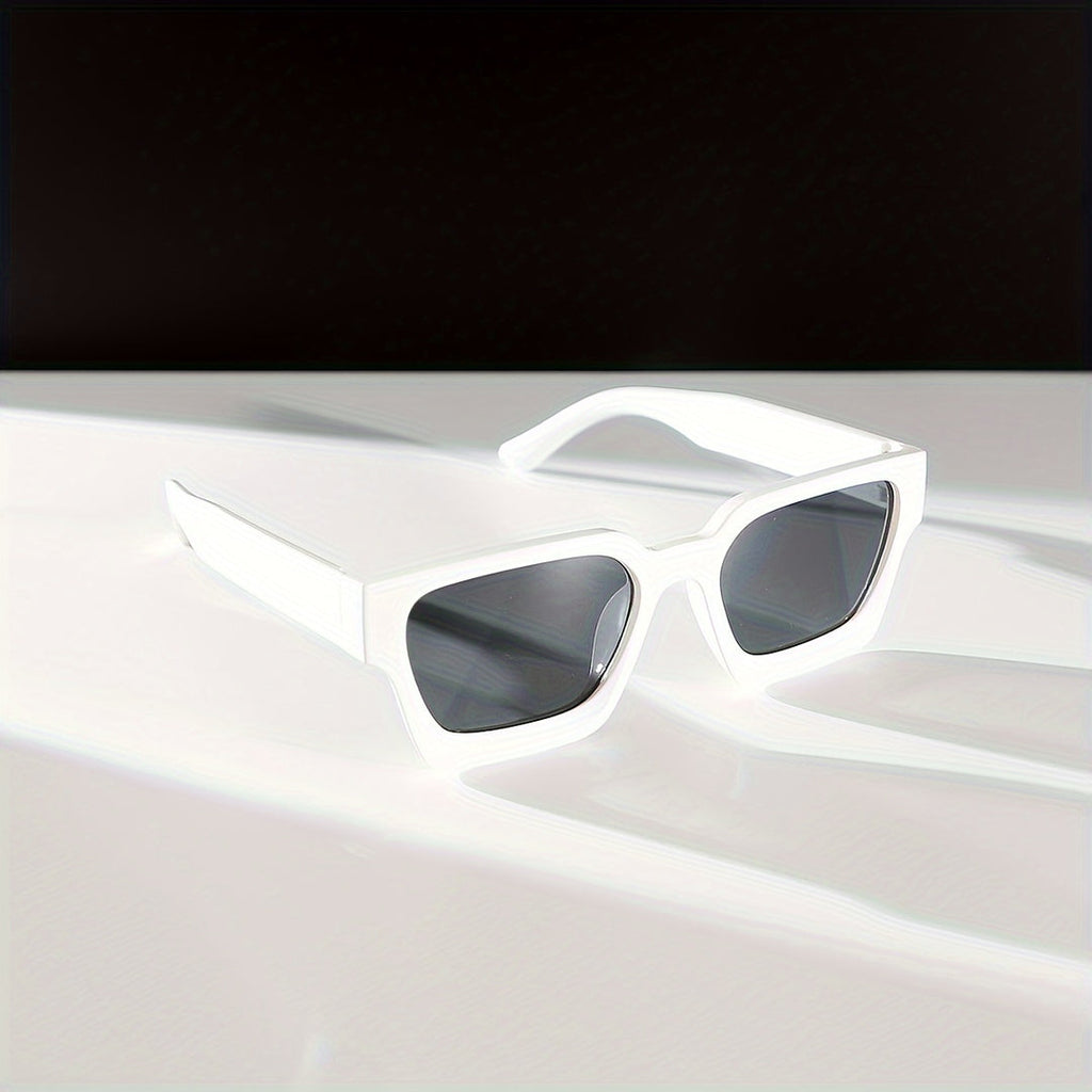 Herren-Retro-Modebrille | Weißer quadratischer Rahmen mit breitem Bein | Stilvoll und entspiegelt