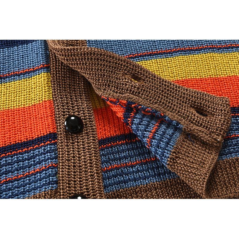Anspruchsvolle Herrenstrickjacke mit stilvollen Knöpfen und vielseitigen Farben | Guus