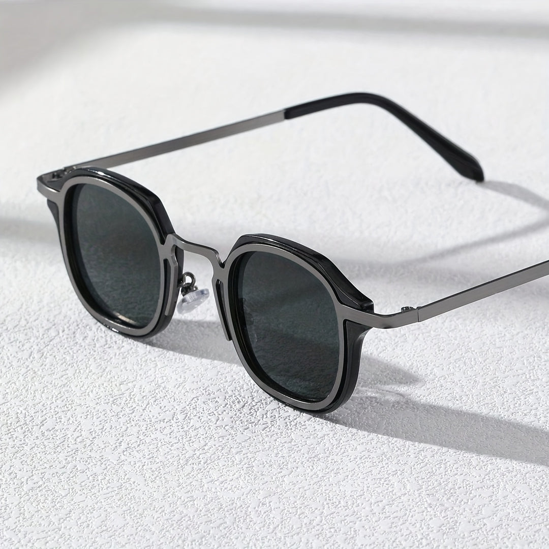 Herren-Vintage-Brille | Geometrische Vollrandbrille | Schwarzer Eisenrahmen & PC-Gläser
