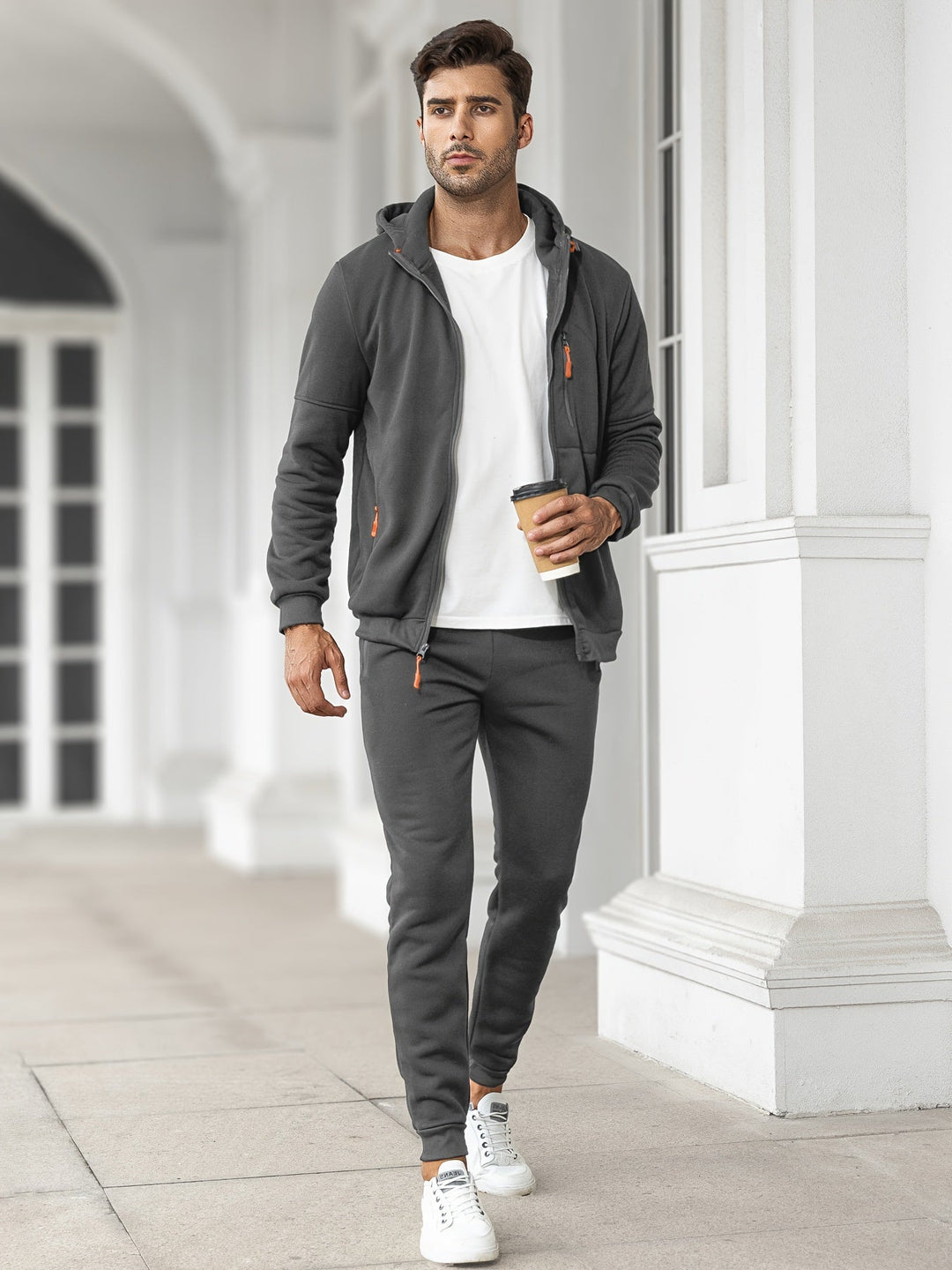 Elegantes und schickes Jogginganzug-Set für Männer mit mühelosem Stil und vielseitigem Design | Mees