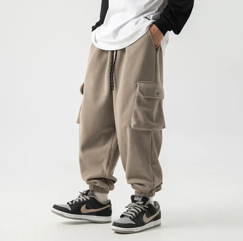 Warme Polar-Fleece-Hose für Männer mit elastischem Bund und Multizak-Design | Jake