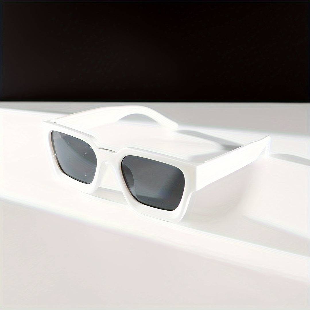 Herren-Retro-Modebrille | Weißer quadratischer Rahmen mit breitem Bein | Stilvoll und entspiegelt