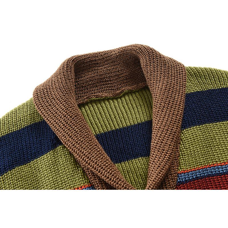 Anspruchsvolle Herrenstrickjacke mit stilvollen Knöpfen und vielseitigen Farben | Guus