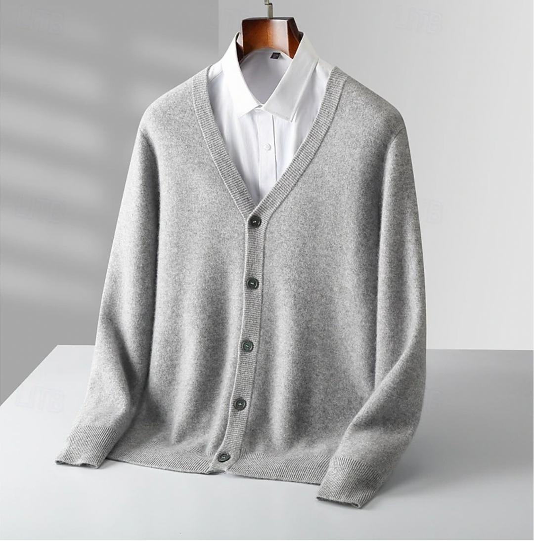 Elegante und klassische Herren-Wollstrickjacke mit Knopfverschluss und vielseitigem Komfort | Victor