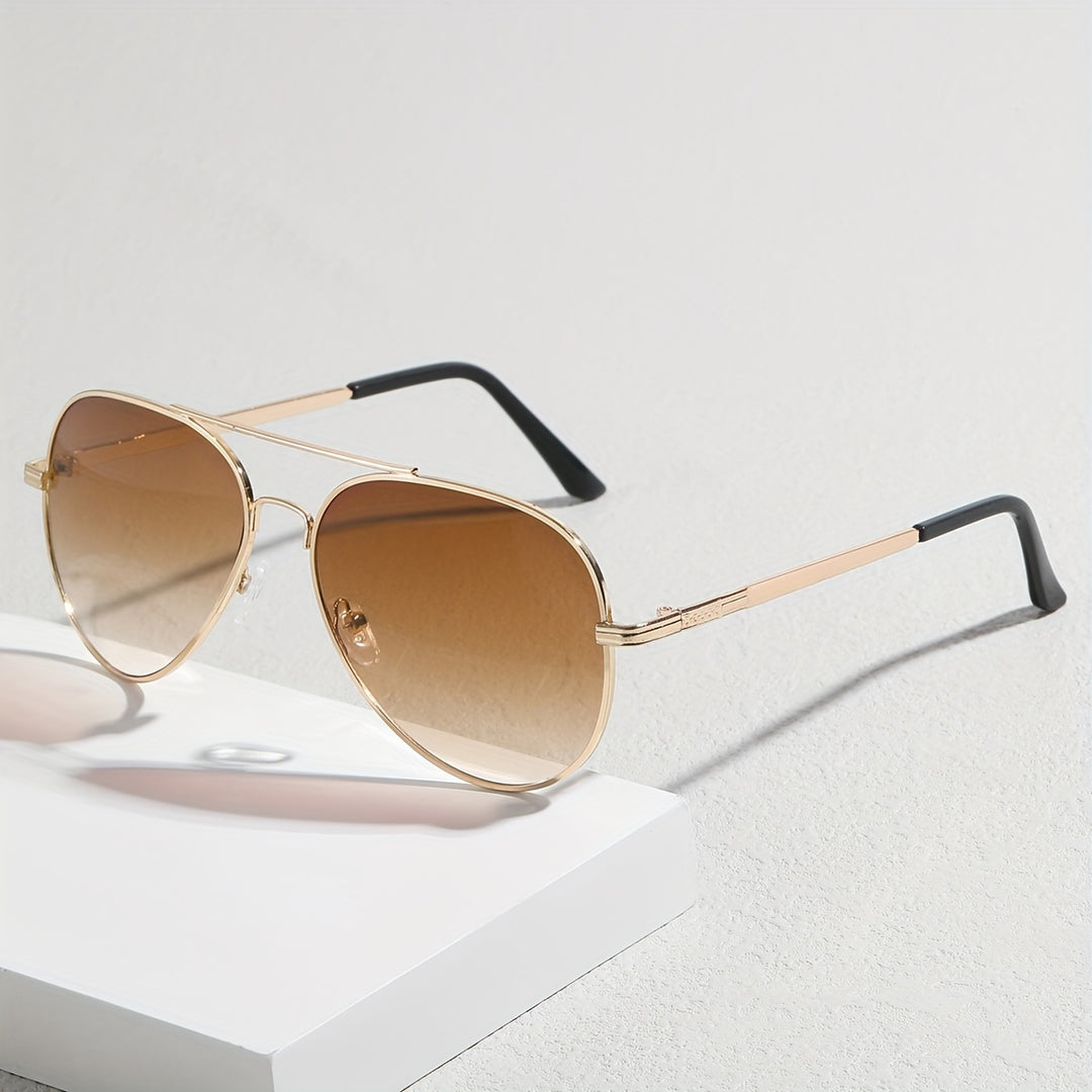 Stylische Piloten-Sonnenbrille für Herren mit Metallrahmen und PC-Gläsern für Freizeitkleidung | Roy