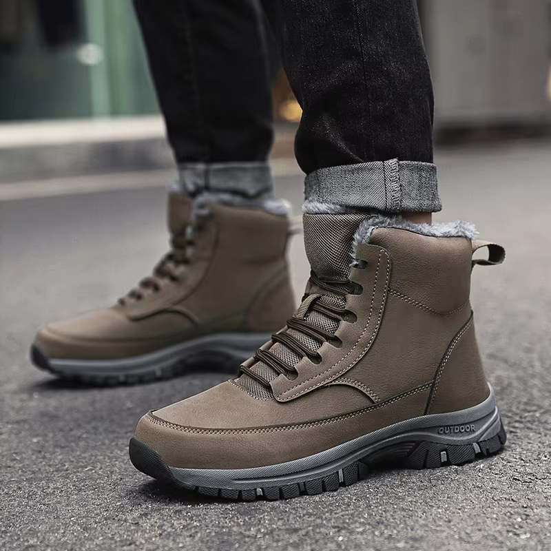 Wasserdichte Winterstiefel für Männer mit Fleecefutter und rutschfester Sohle für ultimative Wärme und Komfort | Olaf