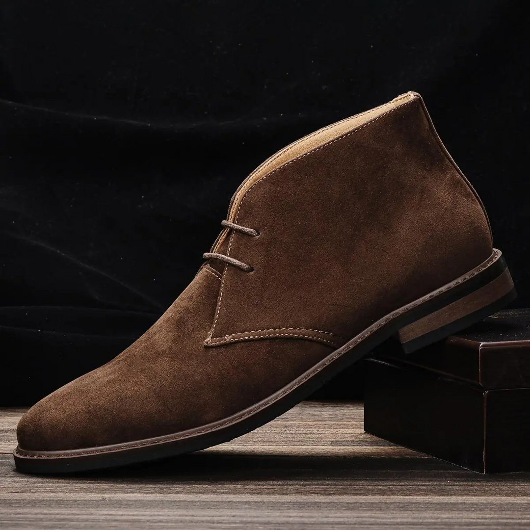 Zeitlose und einzigartige Wildlederstiefel für Männer mit elegantem Komfort und klassischem Charme | Boaz