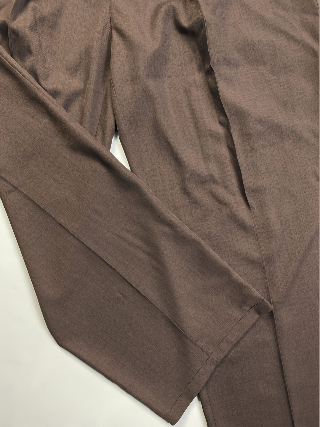 Trendige und bequeme weite Hose für Herren mit lässiger Passform und stylischem Look | Fedde