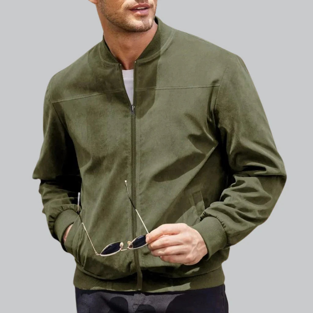 Anspruchsvolle Herrenjacke aus hochwertigem Stoff mit unvergleichlicher Eleganz | Levi