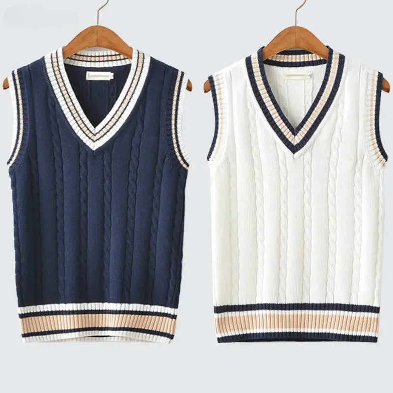 Bequemer und stilvoller ärmelloser Herren-Pullover mit V-Ausschnitt und klassischer Eleganz | Sem