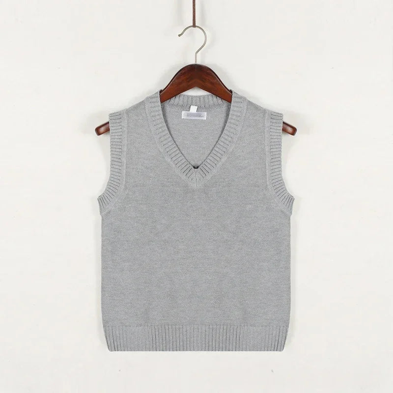Bequemer und stilvoller ärmelloser Herren-Pullover mit V-Ausschnitt und klassischer Eleganz | Sem