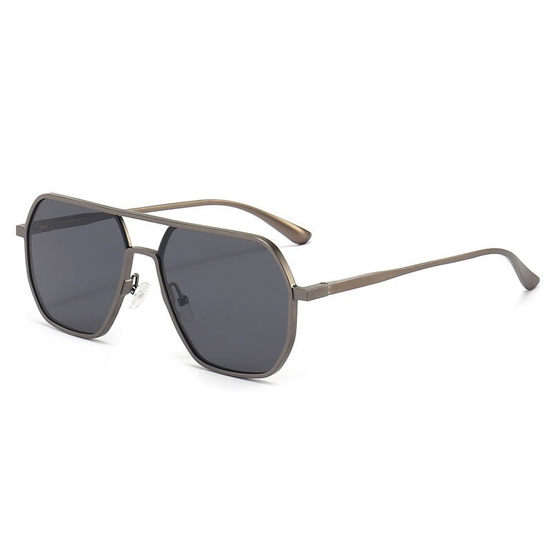 Herren-Sonnenbrille | Geometrischer Metallrahmen | Doppelbrücke | Trendy & Business