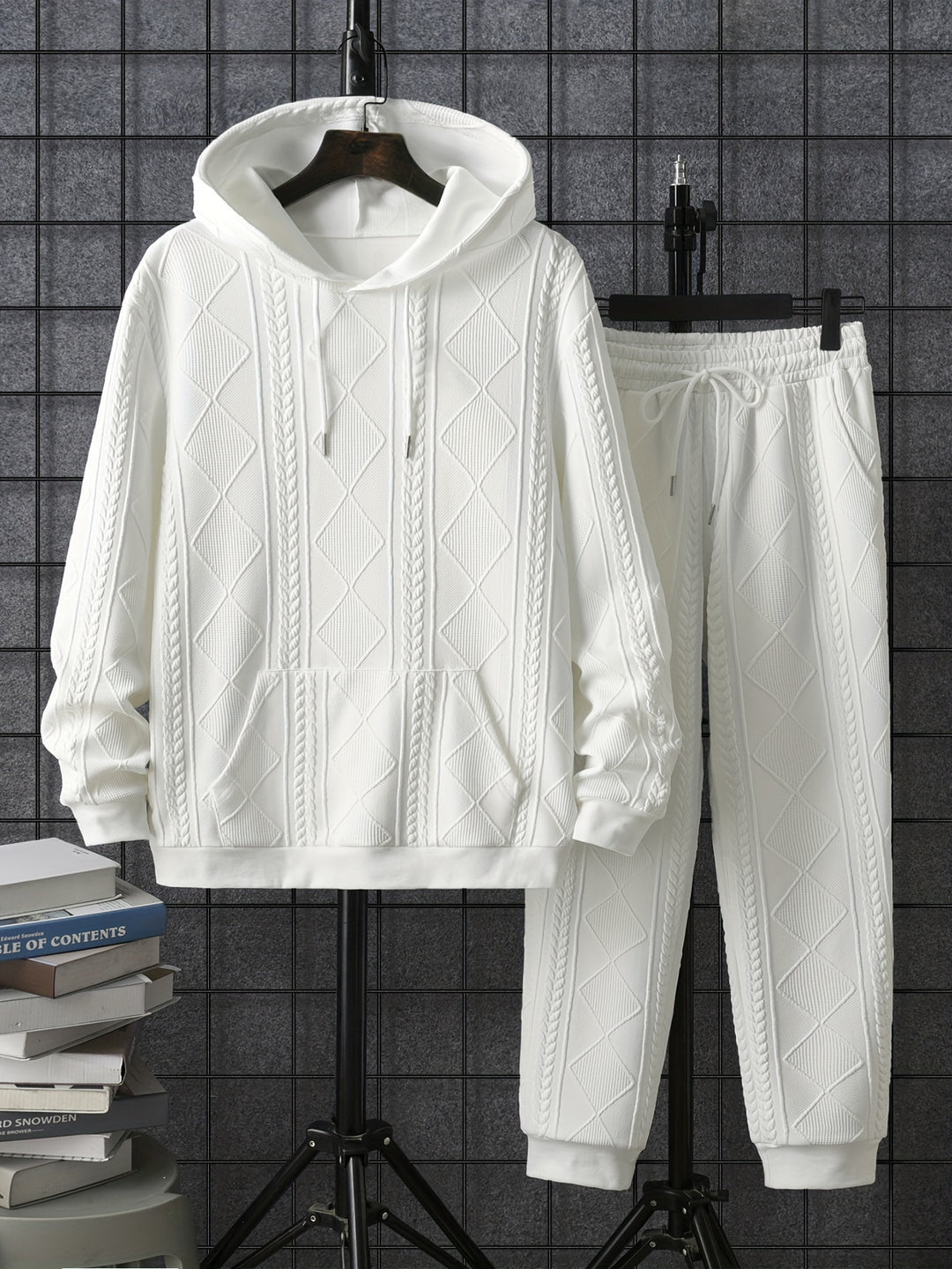 Herren-Trainingsanzug | Modern & Gemütlich | Strickkapuze & Jogger