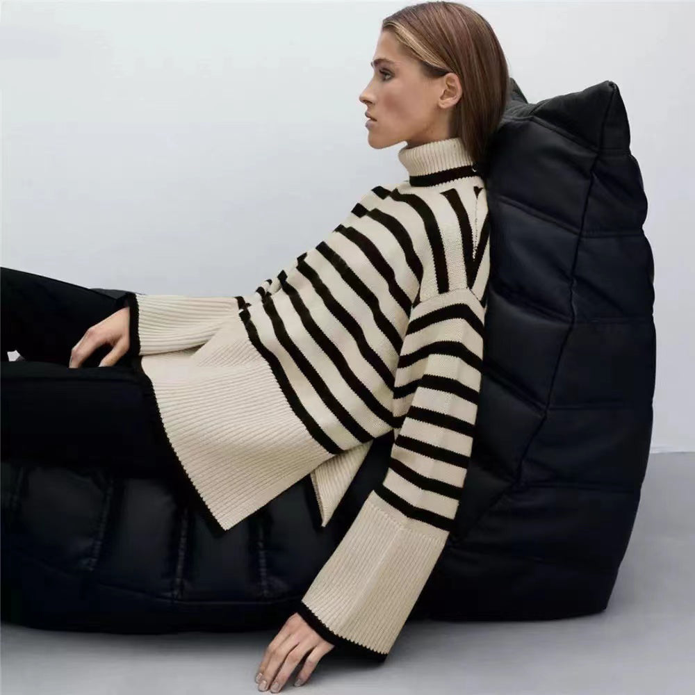 Gestreifter Rollkragenpullover