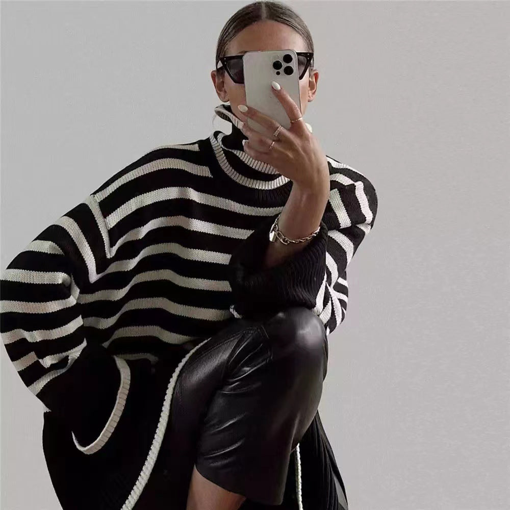 Gestreifter Rollkragenpullover
