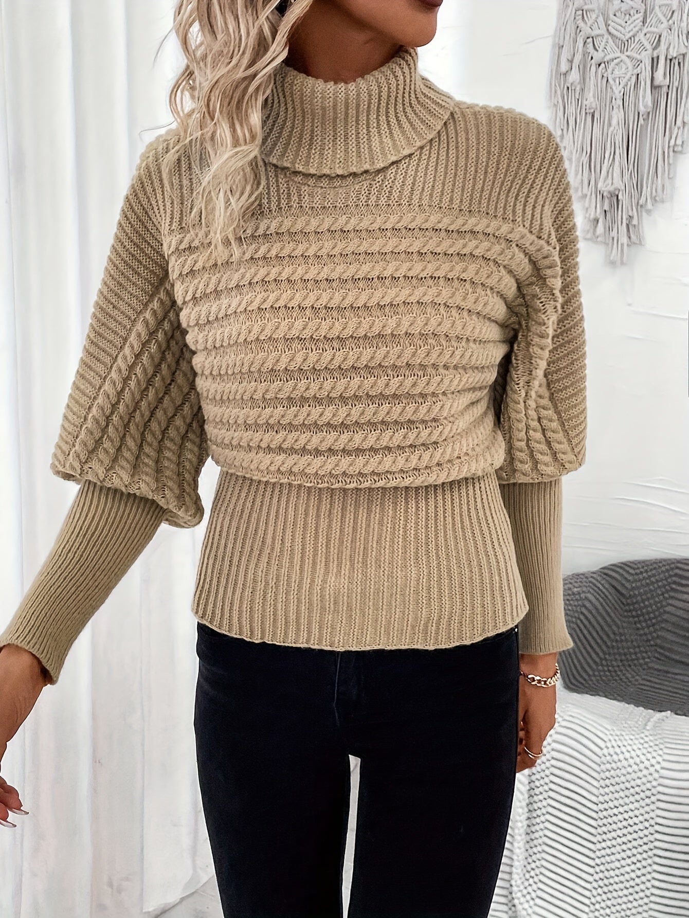 Lise | Unifarbener Rollkragenstrickpullover