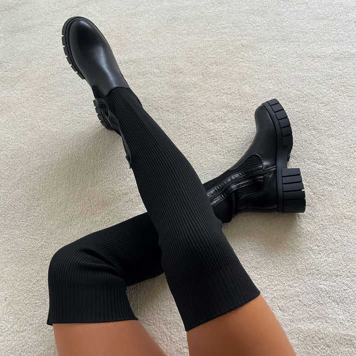BOOTLY™ - OBERSCHENKELHOHER DAMENSTIEFEL AUS STRICK MIT STRETCH