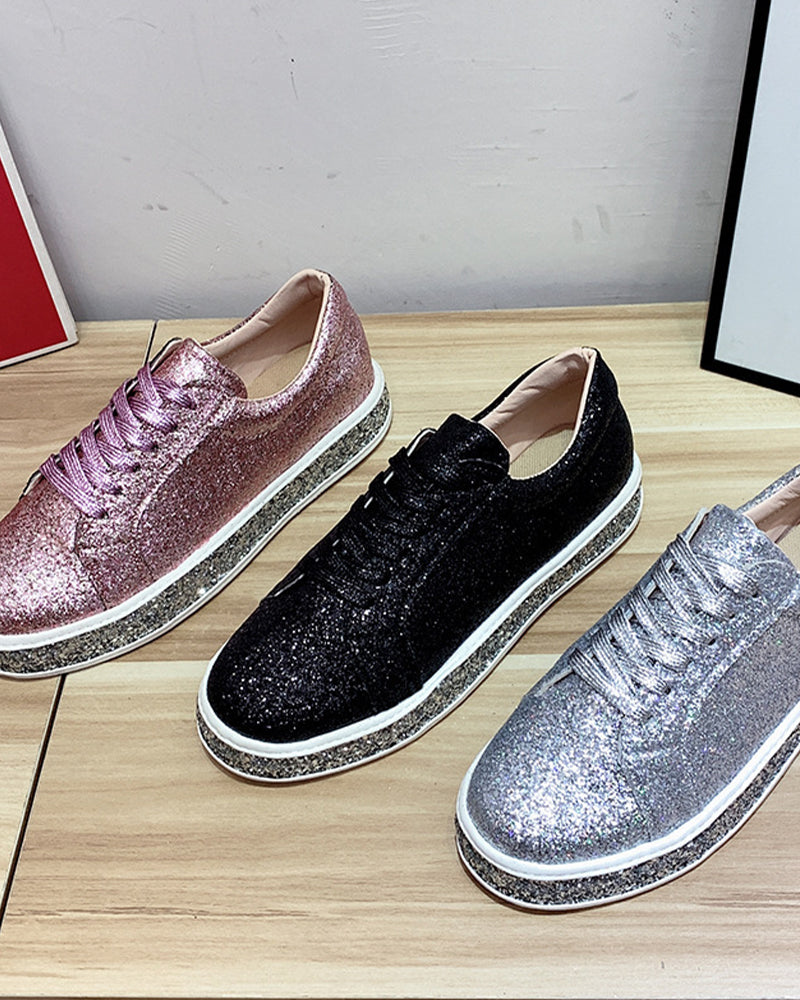 Plateau-Turnschuhe mit Glitzer in großen Größen für Frauen