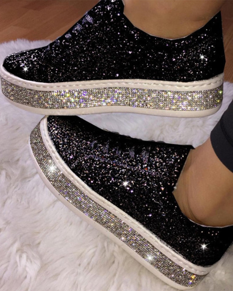 Plateau-Turnschuhe mit Glitzer in großen Größen für Frauen