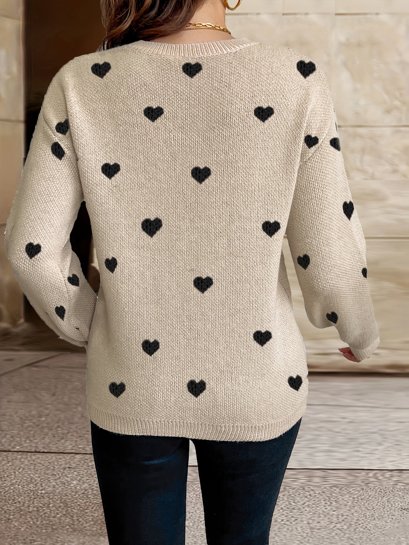 Sophie | Valentinstagspullover mit Herzmuster und Rundhalsausschnitt